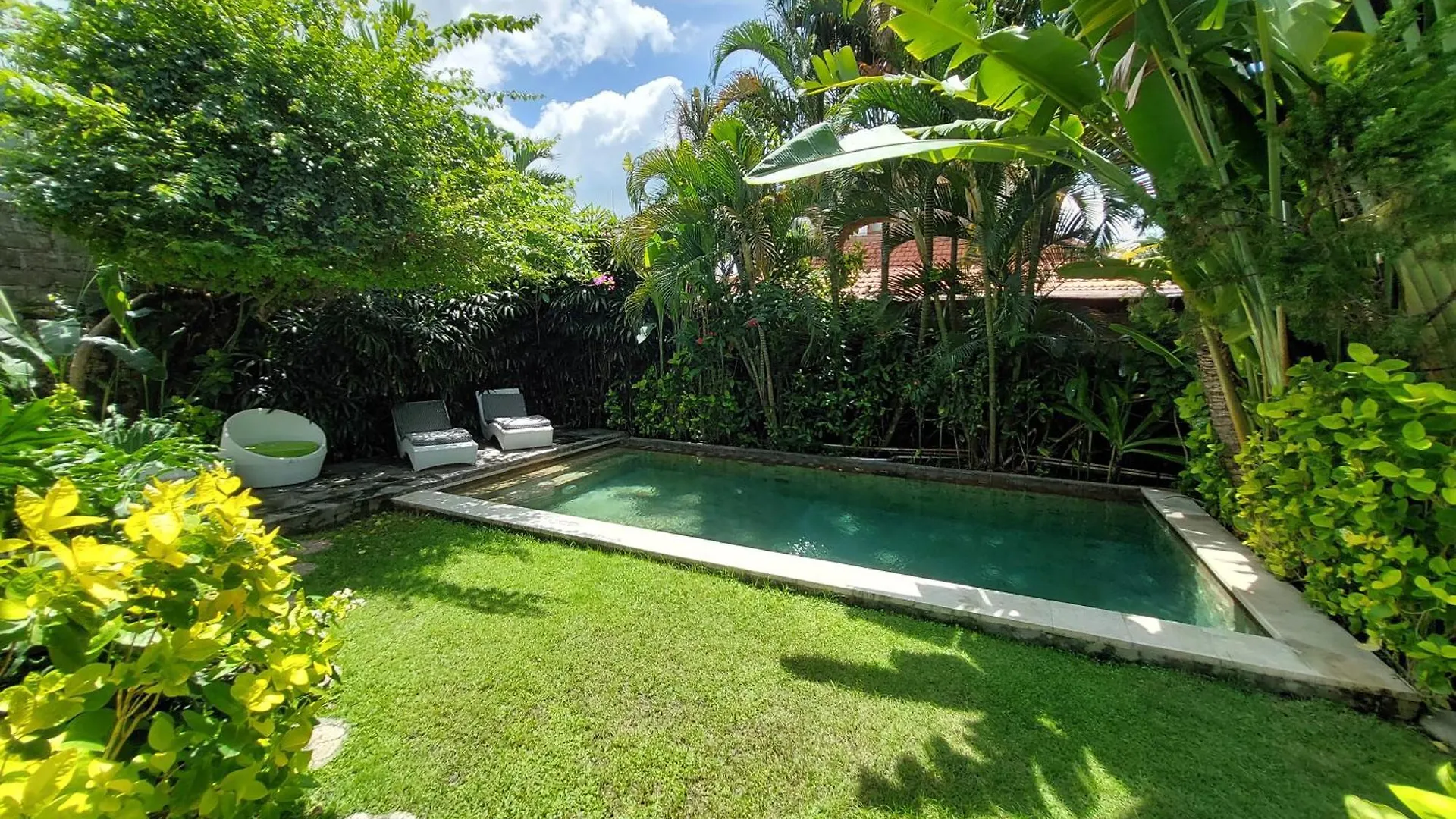 Ocean Star Villa Three Near Kudeta Beach Seminyak Indonezja