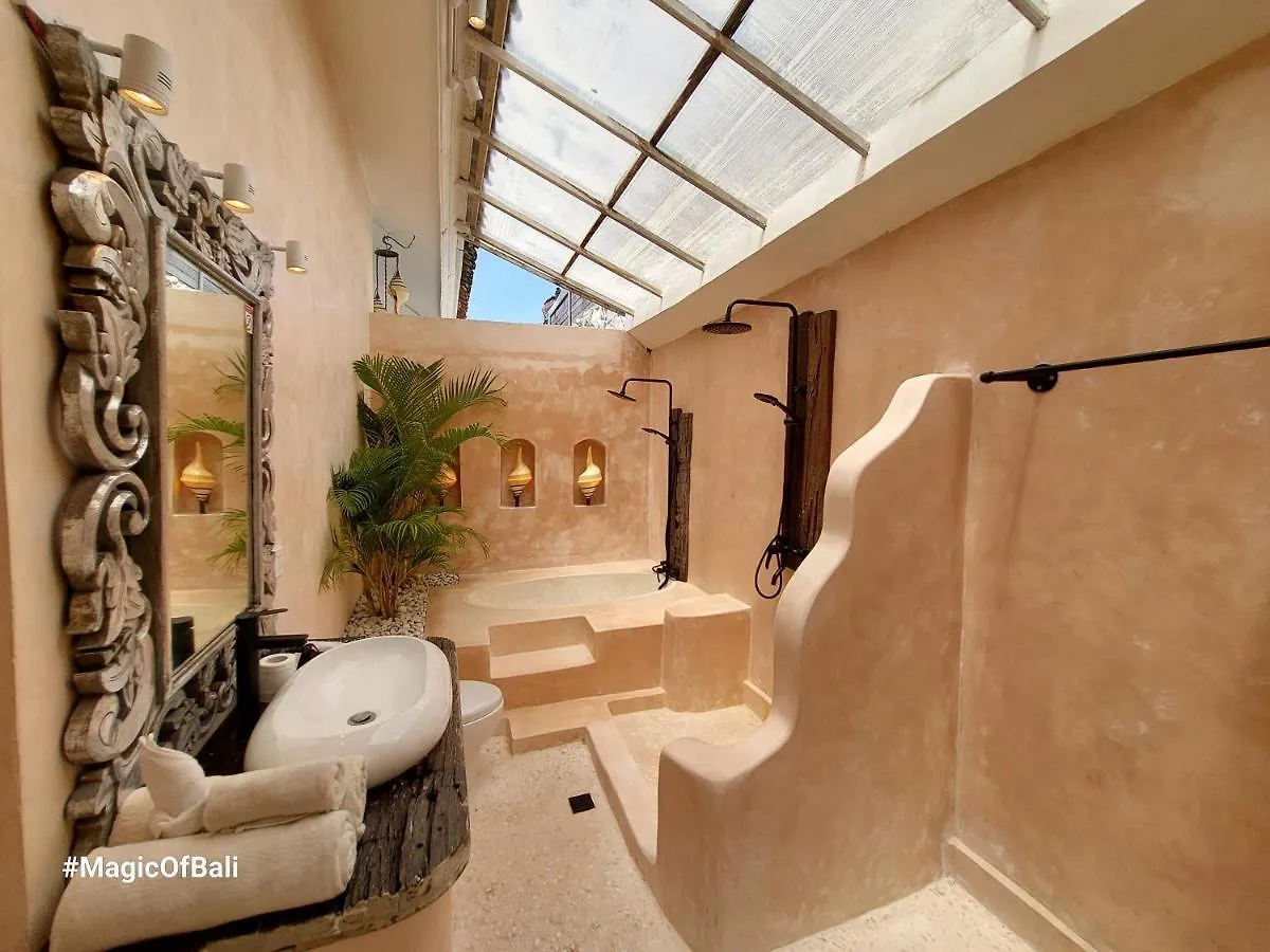 Ocean Star Villa Three Near Kudeta Beach 塞米亚克 印尼
