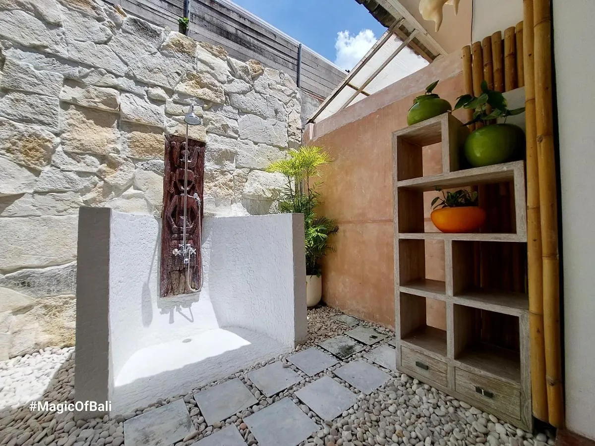 Ocean Star Villa Three Near Kudeta Beach 塞米亚克